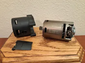 Dc989-dc988-dw987-dc987-dw987 Dewalt 396505-03 18v Motor With Adapter Housing