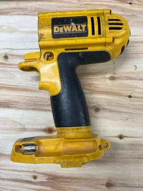 629820-01 Dewalt Xrp 14.4v Dc935 Dc930 Clamshell Handle Housing End Cap