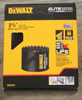 Dah3212 Dewalt Elite Series 2 1/2 Inch Hole Saw Carbide Tipped #935