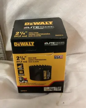 Dah3214 Dewalt Elite Series 2 1/4 Inch Hole Saw Carbide Tipped