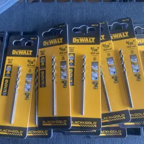 Dw1110 Dewalt Lot Of 5- 5/32 Inch X 3.5 Black And Gold Drill Bit