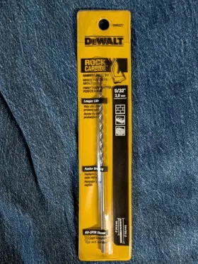 Dw5227 Dewalt Rock Carbide Hammer Drill Bit Diameter Of 5/32 Inch 3.9 Mm