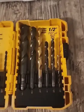 Dwa1184 Dewalt Dwa1184- 14 Piece Drill Bit Set With Case Yellow And Black Incomplete