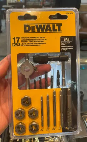 Dwa1451 Dewalt New 17pc Fractional Tap And Hex Die Tool Set