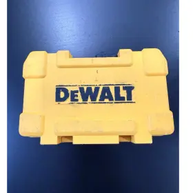 Dwa2t30ir Dewalt Maxfit 28-piece Drill And Driver Bit Set In Yellow Case