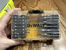Dwax100 Dewalt Screwdriving Set - 31 Piece