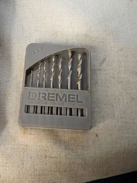 628-01 Dremel Used 7 Pc 1/32 Inch - 1/8 Precision Drill Bit Set Wood And Soft Metals