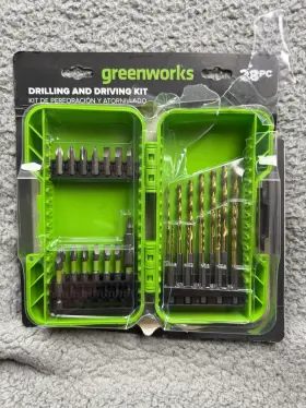 Dda00-00 Greenworks 28pc Drilling And Driving Kit Titanium Bits Set Magnetic Holder