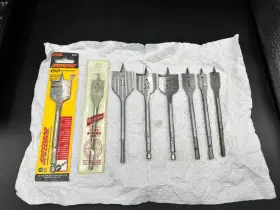 88820 Irwin Speedbor 1-1/4 Inch Wood Boring Spade Drill Bit 1/4 Hex Shank Plus 7 Extras