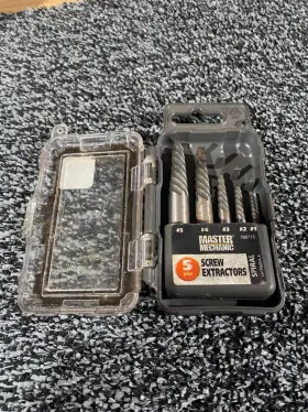 788713 Master Mechanic 5 Piece Spiral Screw Extractor Set