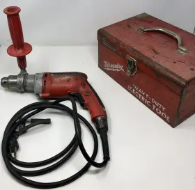 0301-20 Milwaukee 1/2 Inch Pistol Grip Magnum Drill With Quik Lok Cord And Steel Case