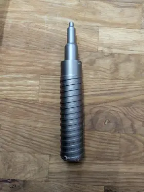 48-20-5125 Milwaukee 1-1/2 Inch Thick Wall Core Bit With Guide Plate And Centering
