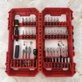 48-32-4023 Milwaukee Shockwave Impact Duty Alloy Steel Screw Driver Bit Set 45-piece Used