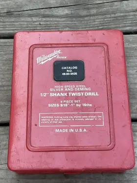 48-89-0035 Milwaukee 8 Pc High Speed Steel Silver And Deming Drill Bit Set Preowned