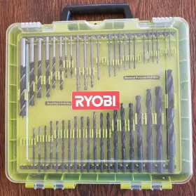 Rakdd100 Ryobi 46-piece Drill Set New With Carry Case