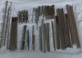 6541-2-626 Stryker Lot Of 78 Drill Bits And Others