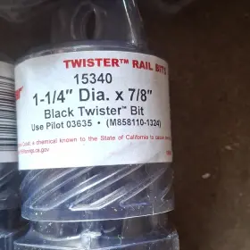 15340 Twister Drill Bit Set 1-1/4 In Diameter X 7/8 Length Black 22 Pieces