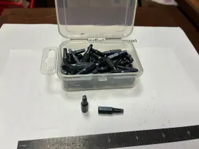 40l667a Westward 40l667 Pack Of 50 #2 Square Insert Bits 1 Inch Oal S2 Steel Hex Shnk