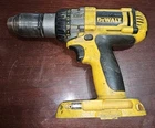 Dewalt DC987 18 Volt 1/2 In Cordless Hammer Drill Driver - For Parts/repair. Price: $19.99.